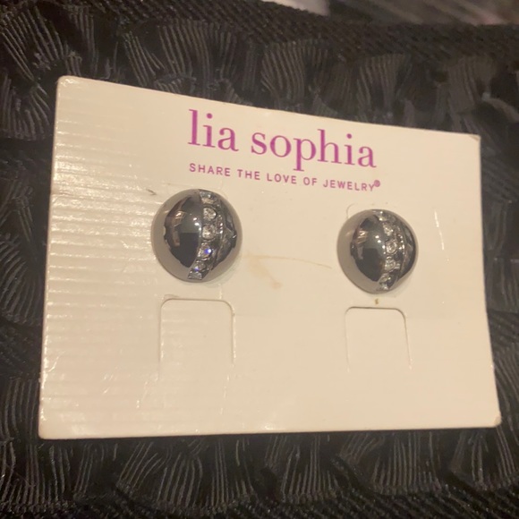 🆕 LIA SOPHIA NWT Hematite Kohl earrings w/ crystals… Brand New!!! - Picture 5 of 7